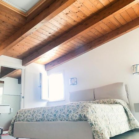 "La Casa Di Ale" Modern Suite Мондрагоне Екстериор снимка